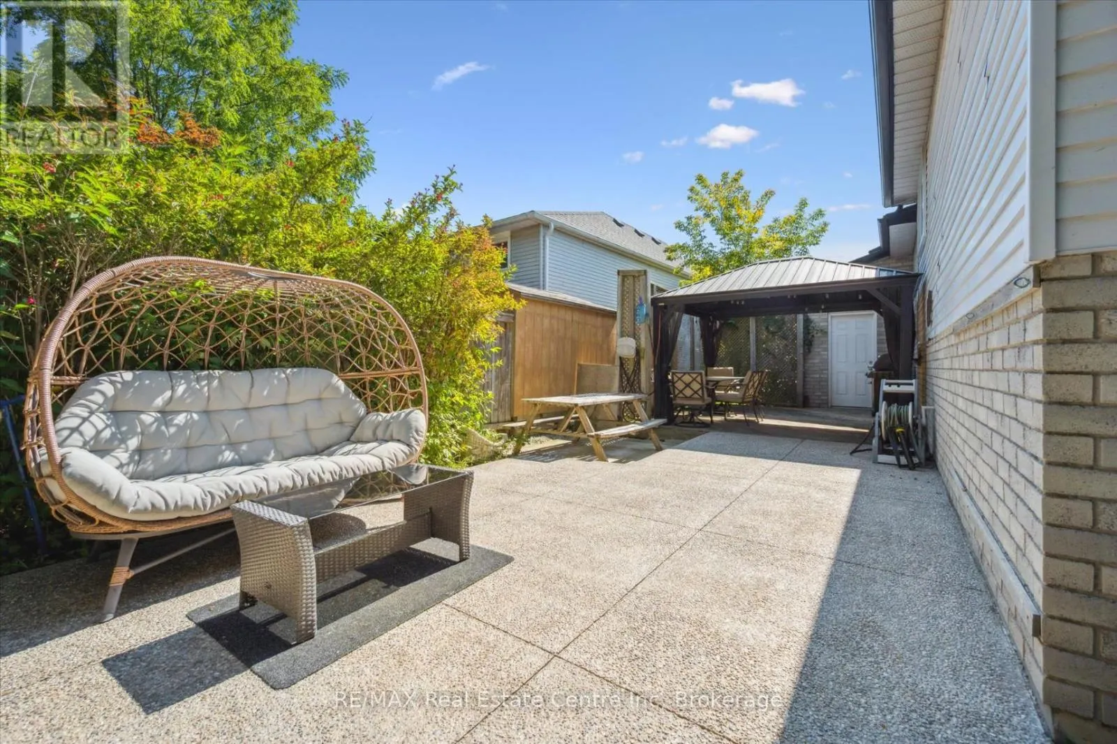 158 BARNICKE DRIVE