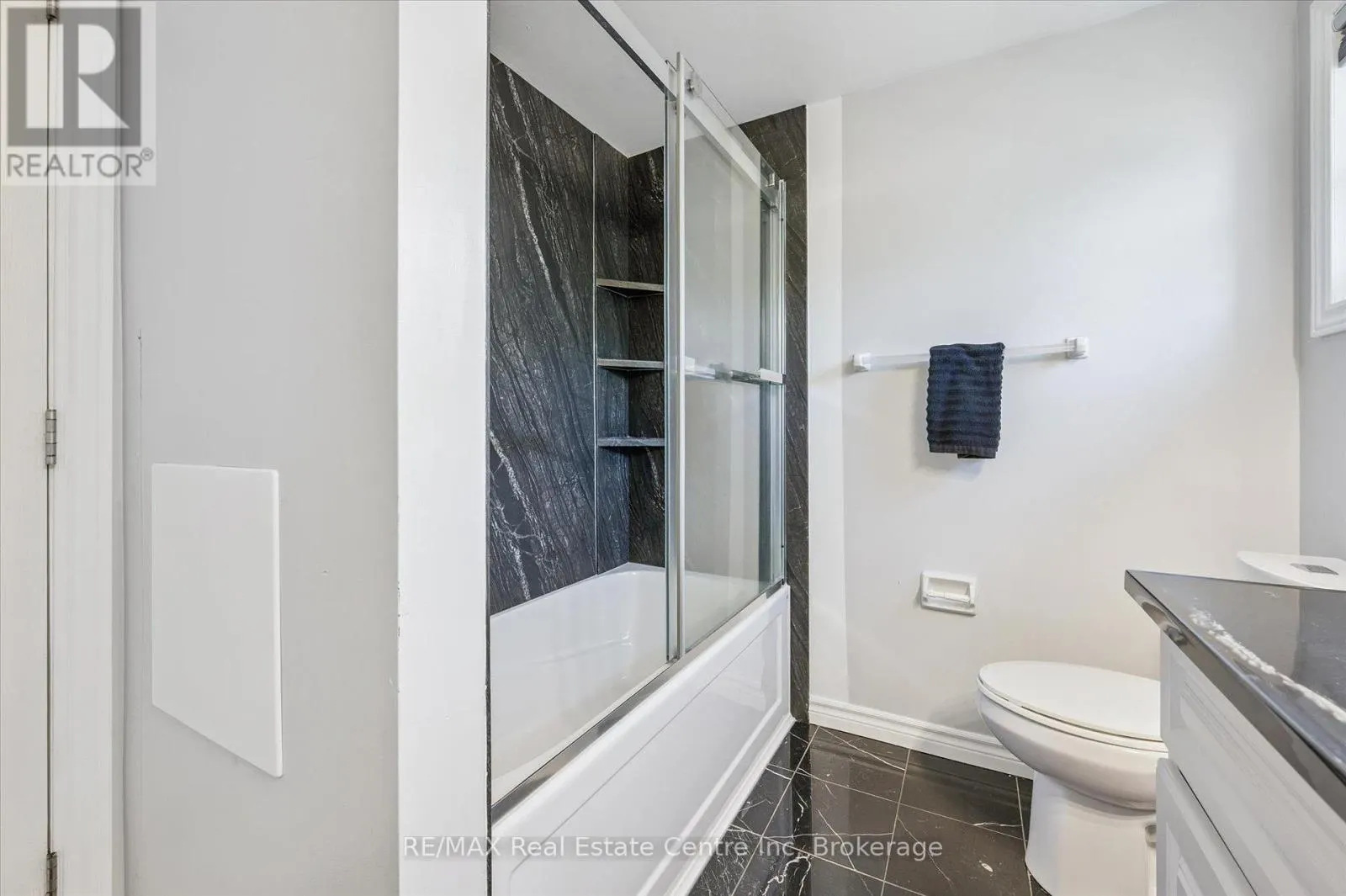 158 BARNICKE DRIVE