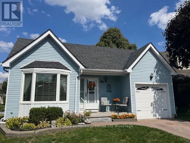 65 EDWIN CRESCENT