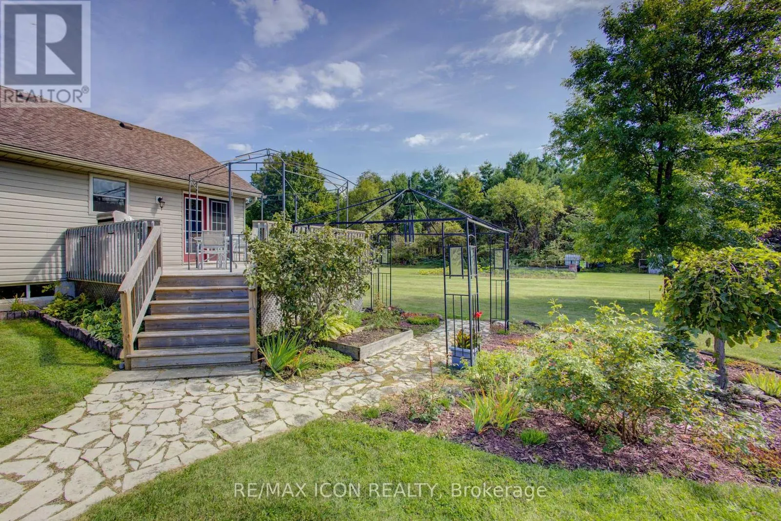 394358 CONCESSION 2 ROAD