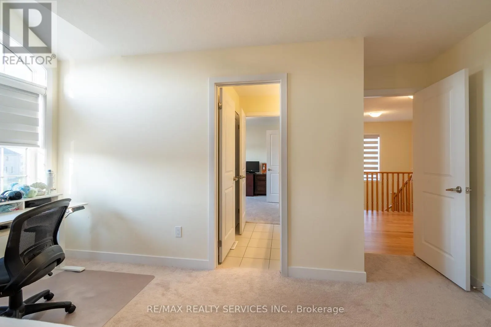 72 PAPERBIRCH DRIVE