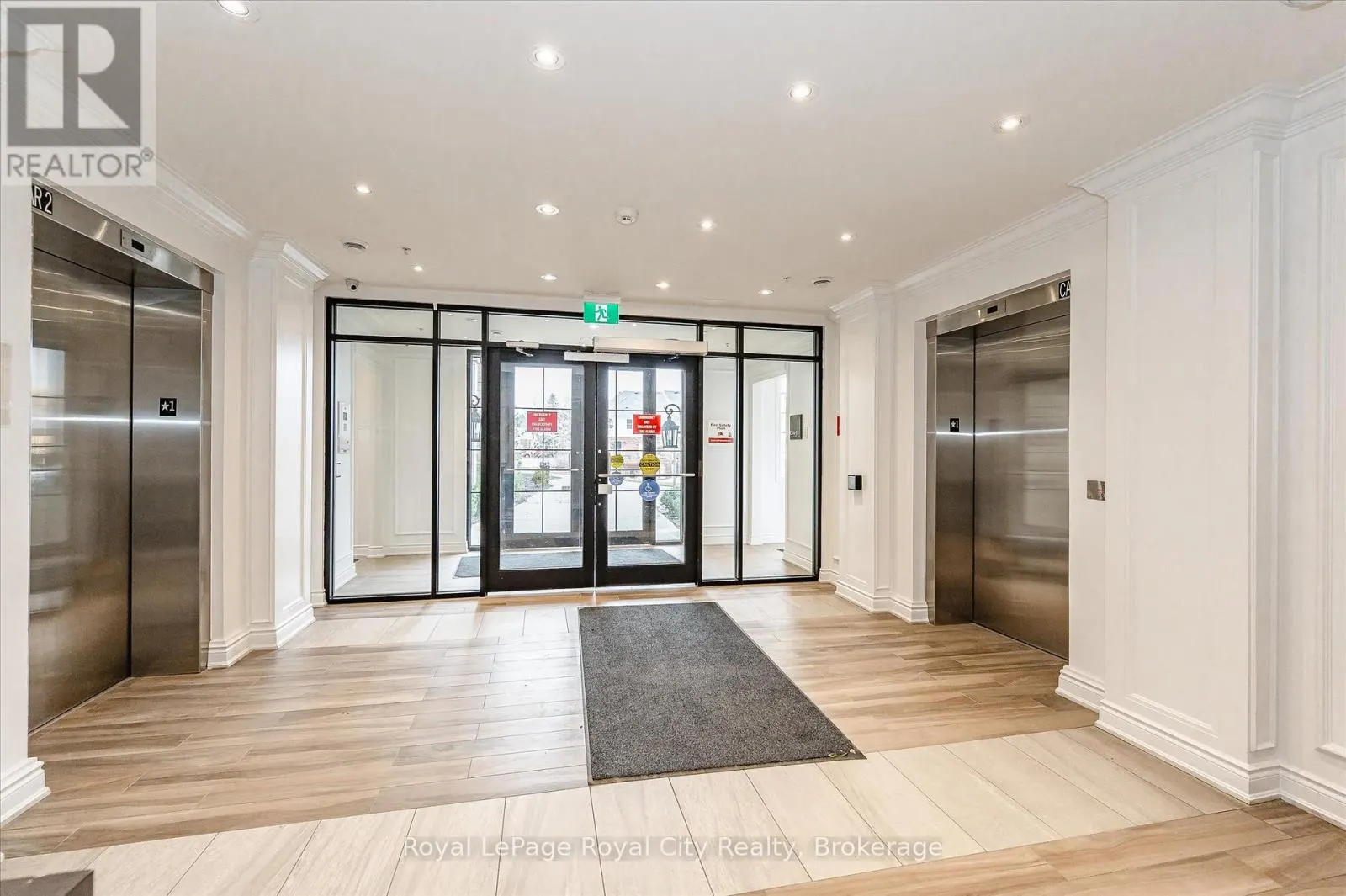 123 - 1077 GORDON STREET, #123