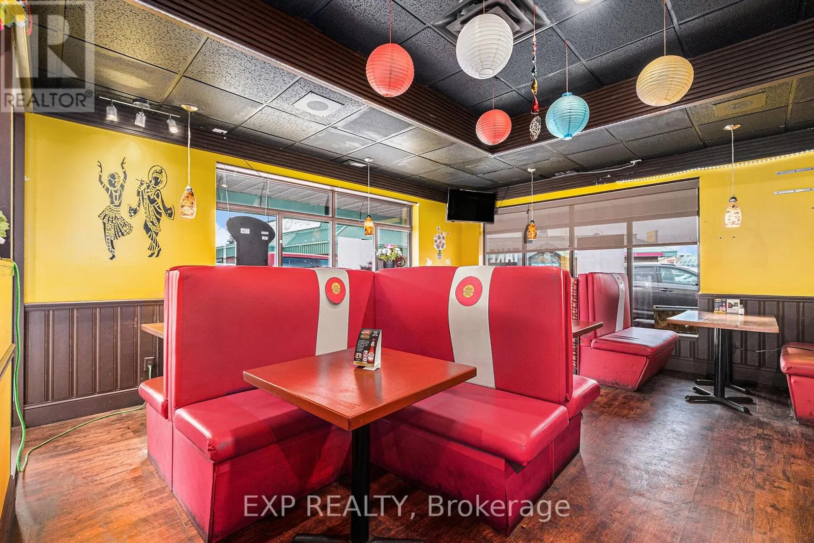 1 - 704 FOURTEENTH STREET W