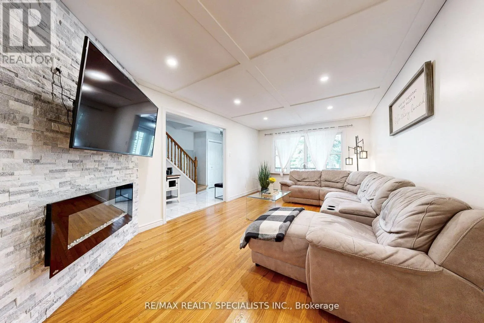 99 PINNACLE DRIVE