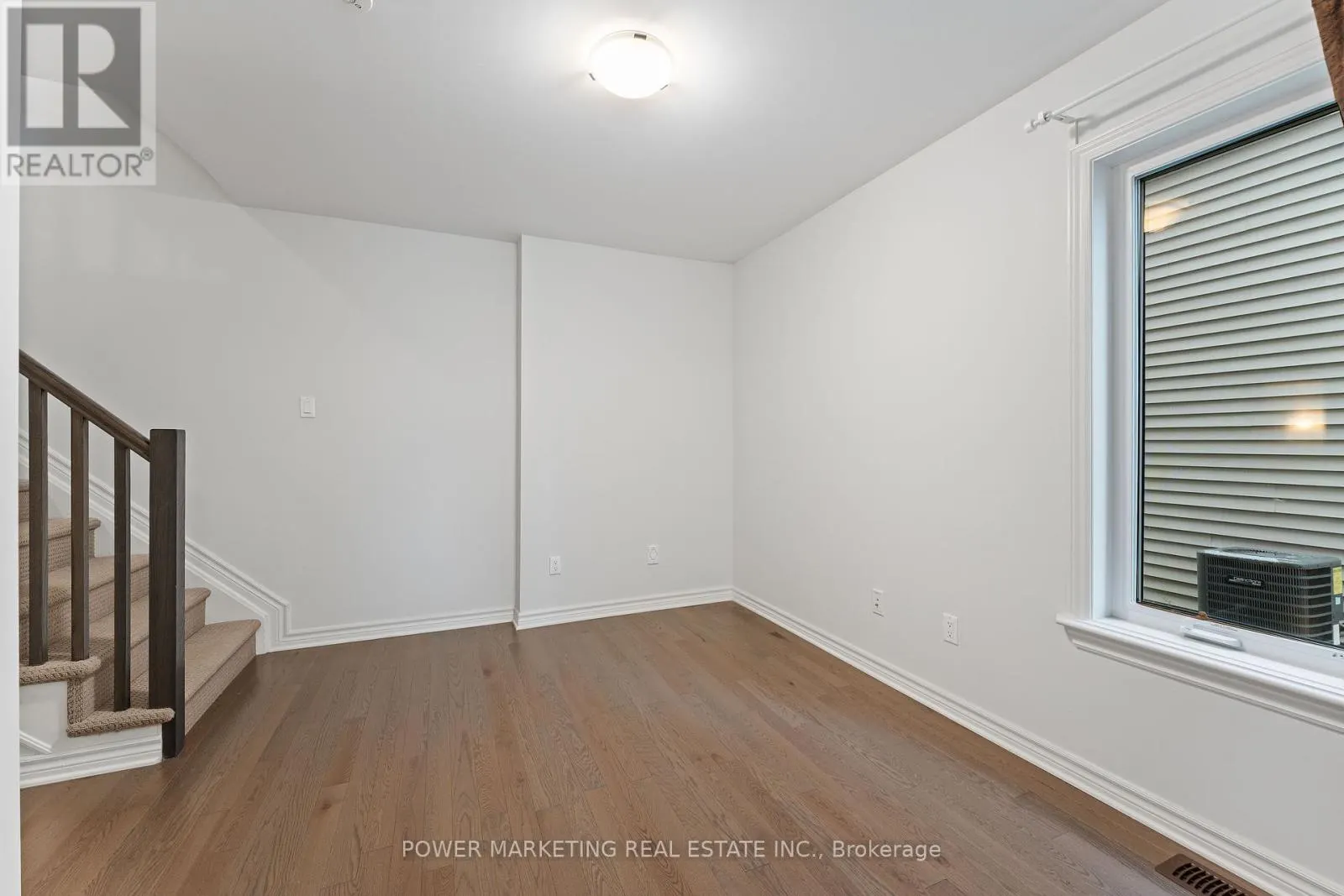 875 COULOIR ROAD