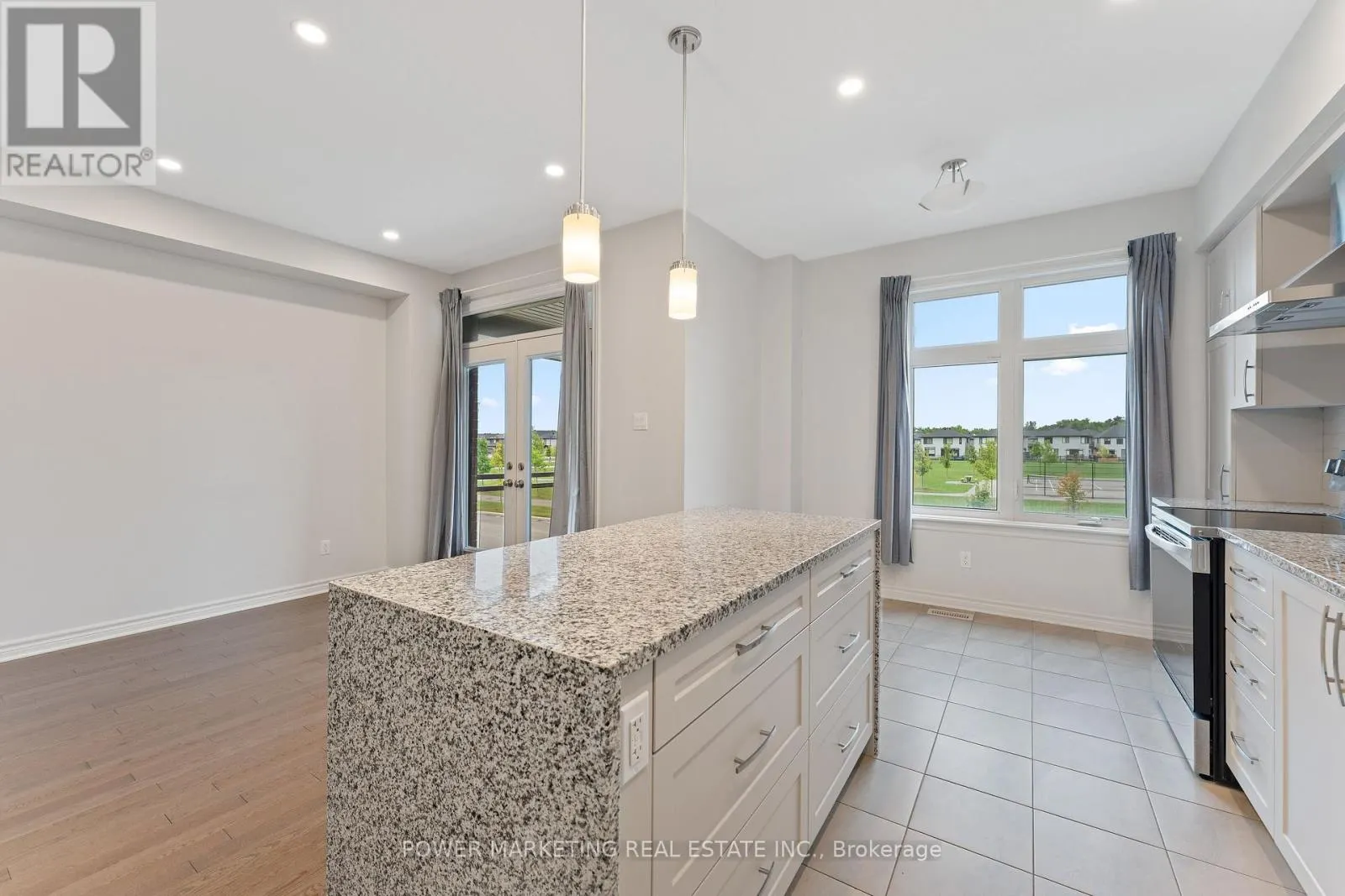 875 COULOIR ROAD