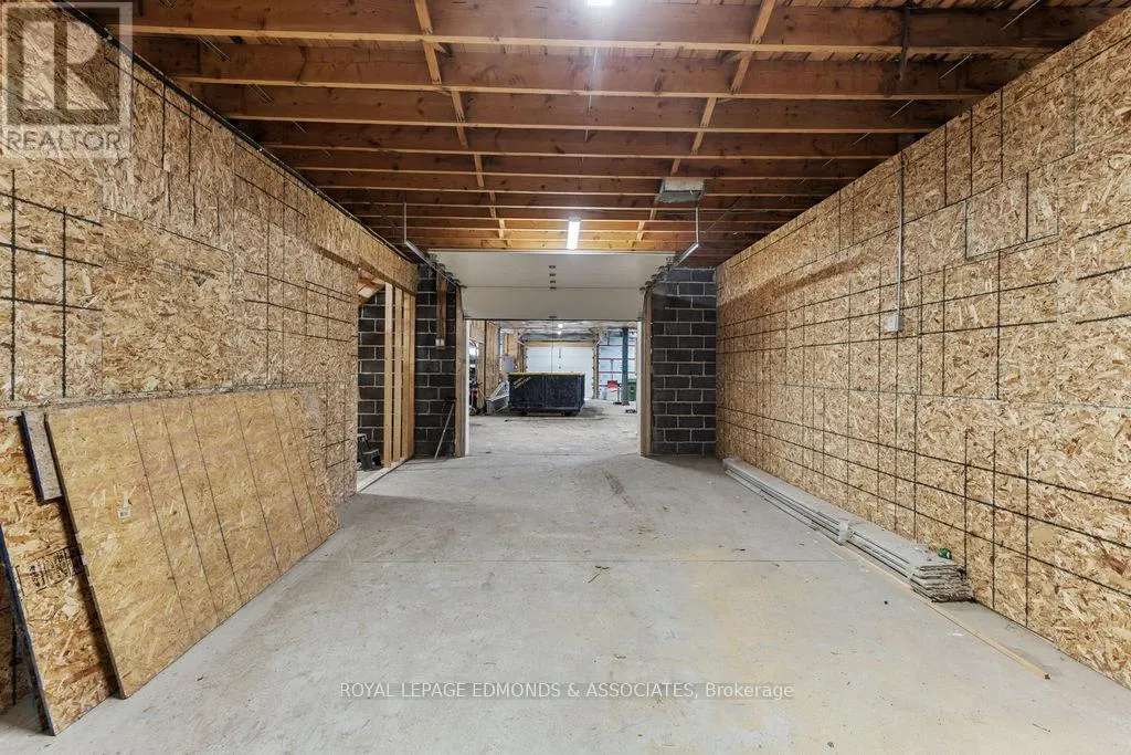 381 SUPPLE STREET