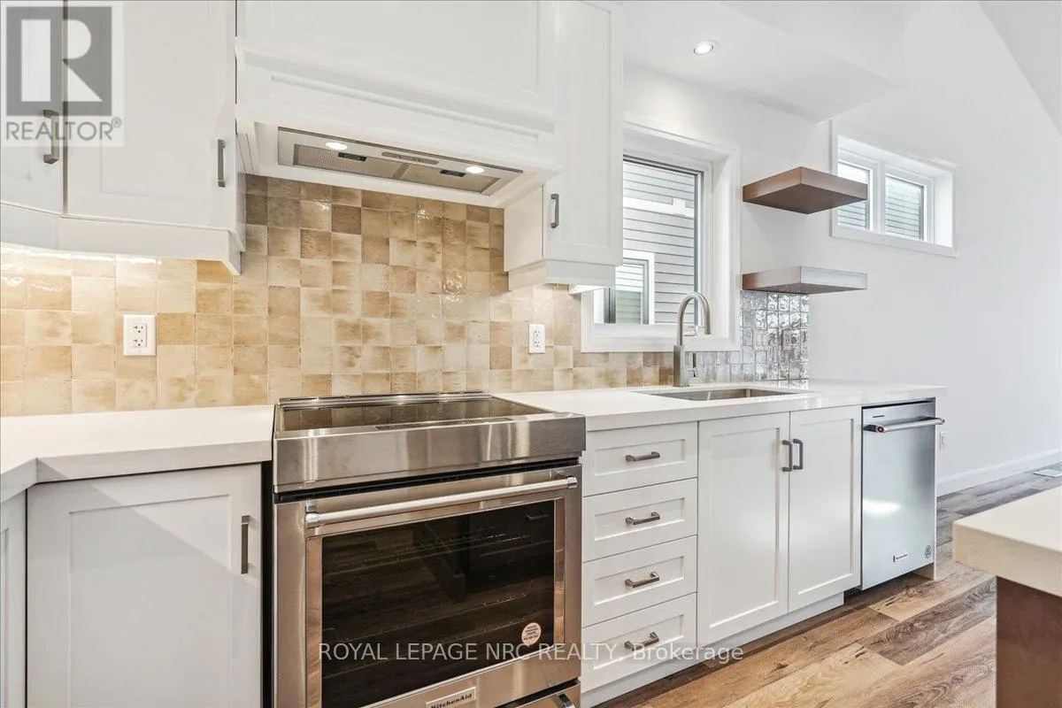63 BEACHWALK CRESCENT