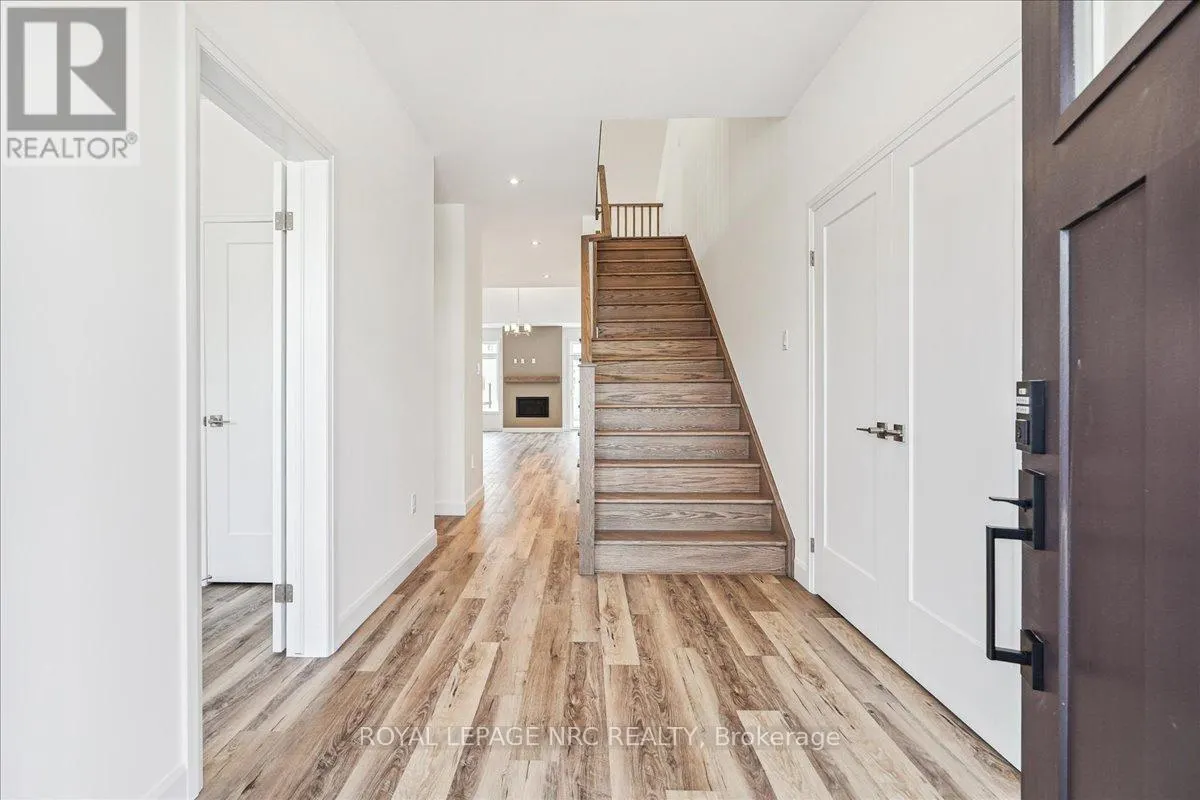 63 BEACHWALK CRESCENT