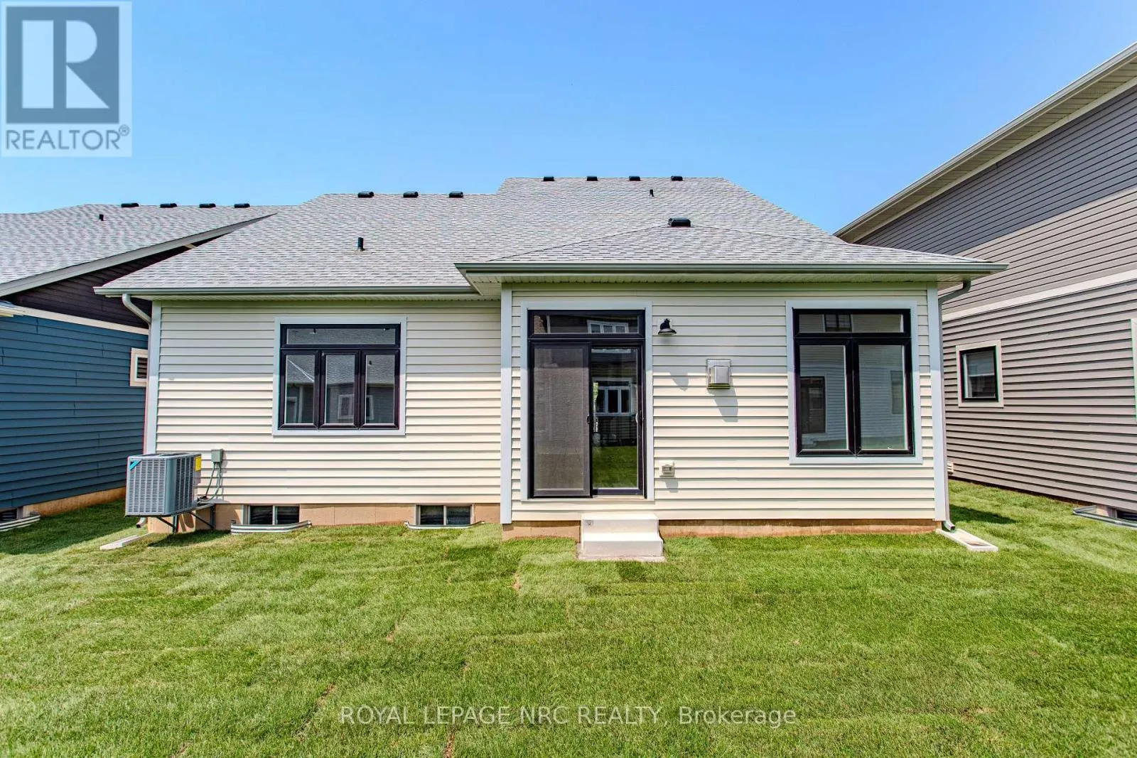 63 BEACHWALK CRESCENT