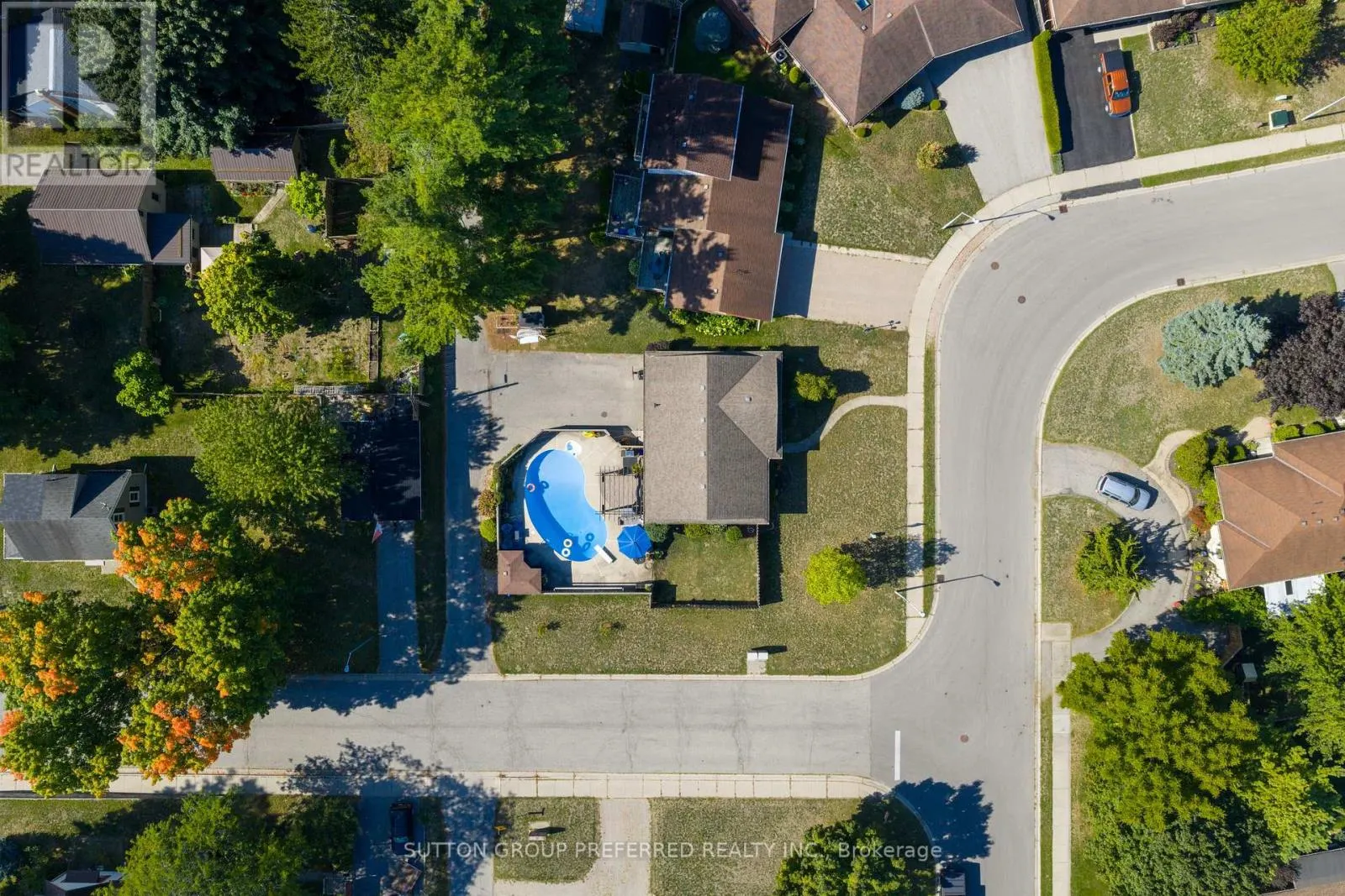 17 CLEAR VALLEY ROAD