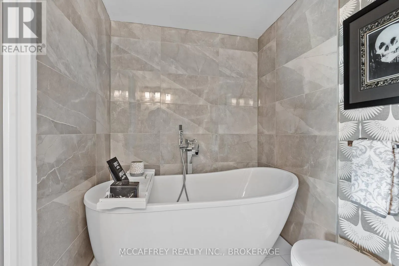 257 BATH ROAD