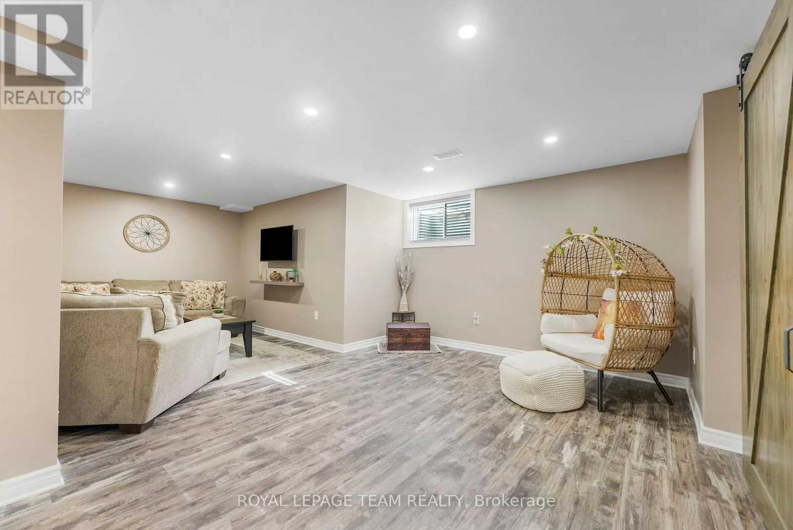 45 EDWARD VINCE EVANS COURT
