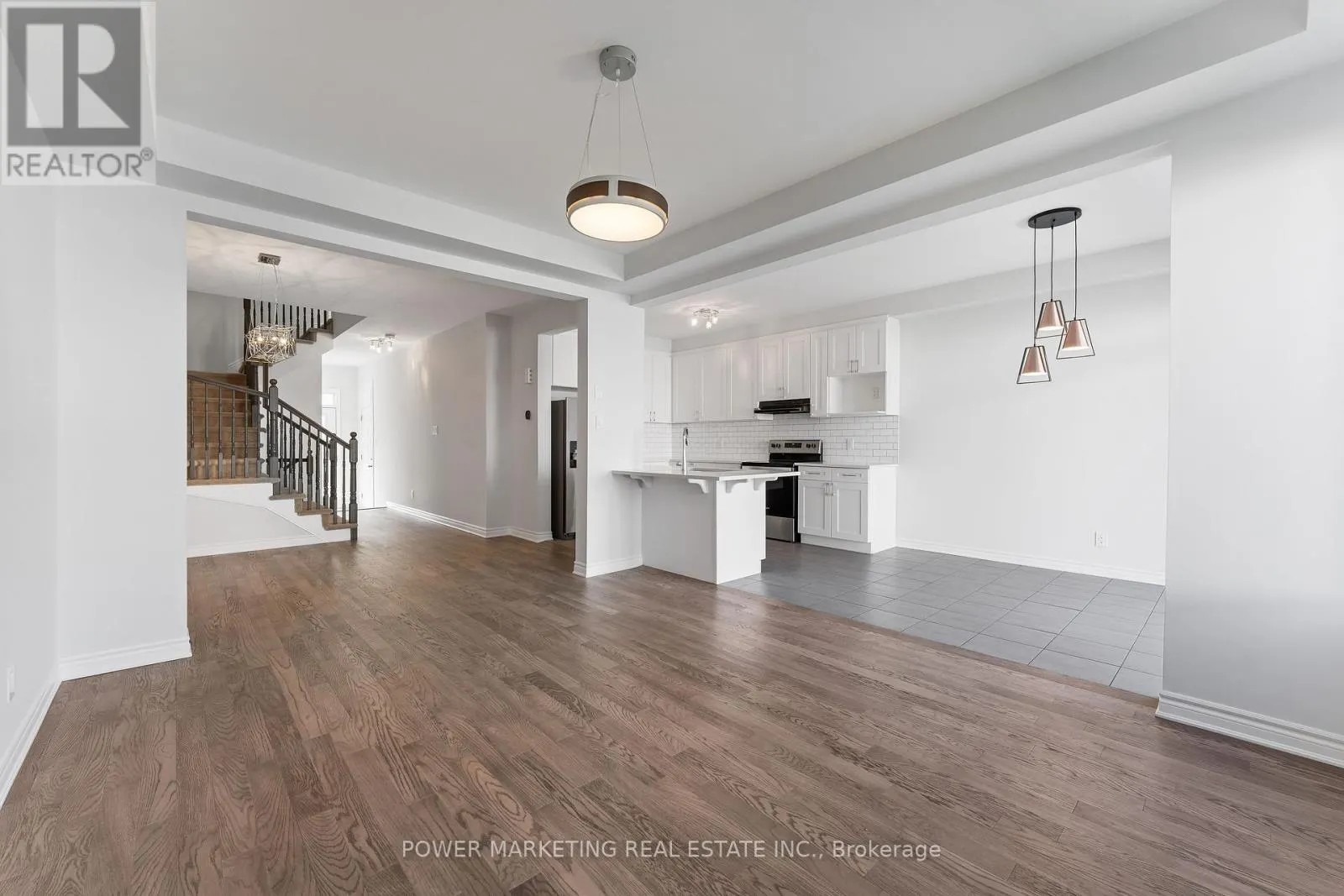 527 CATLEAF ROW
