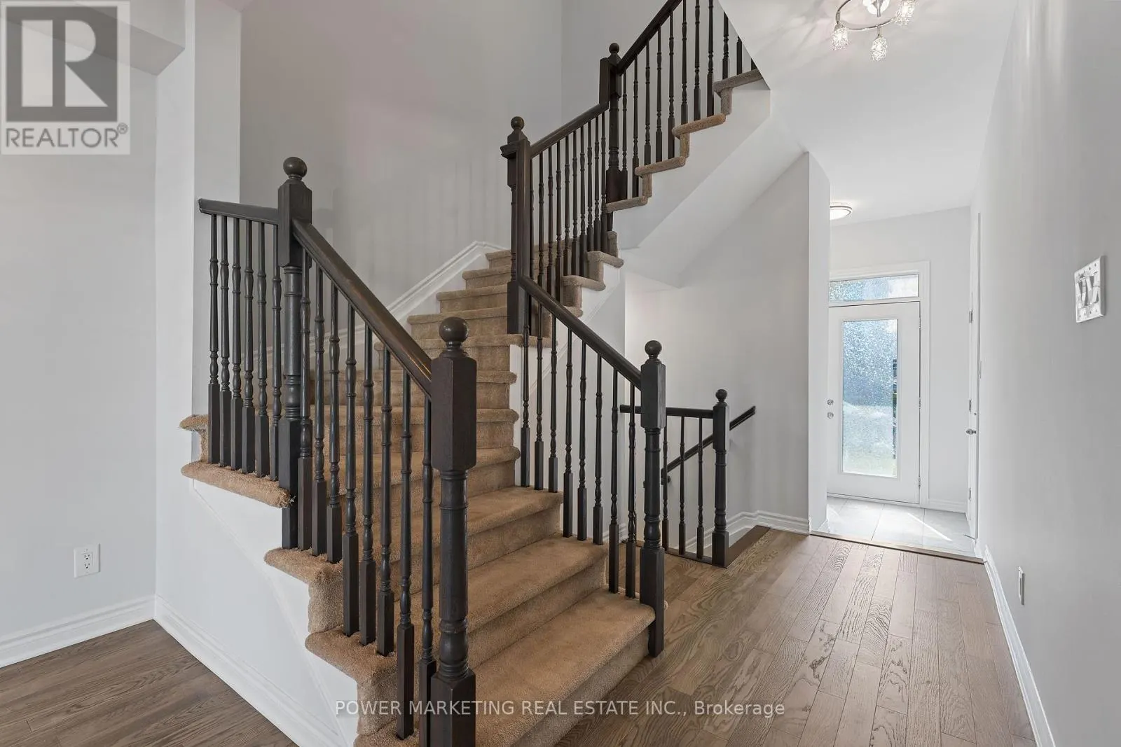 527 CATLEAF ROW