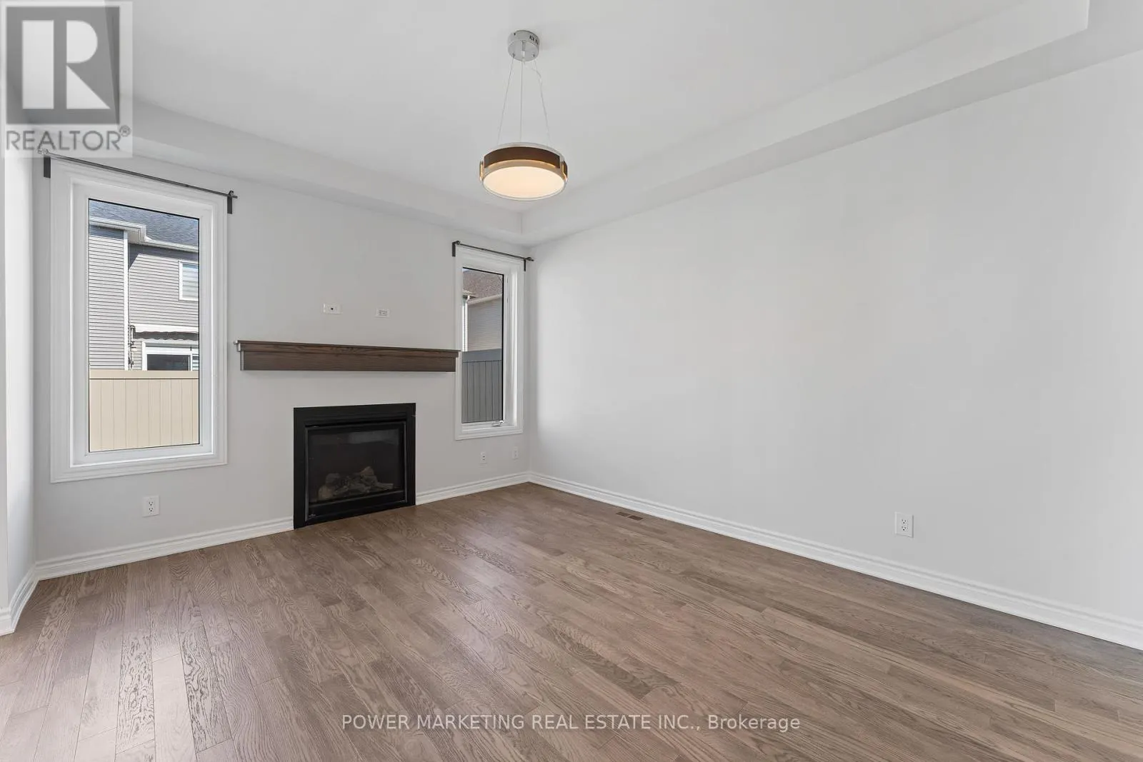 527 CATLEAF ROW