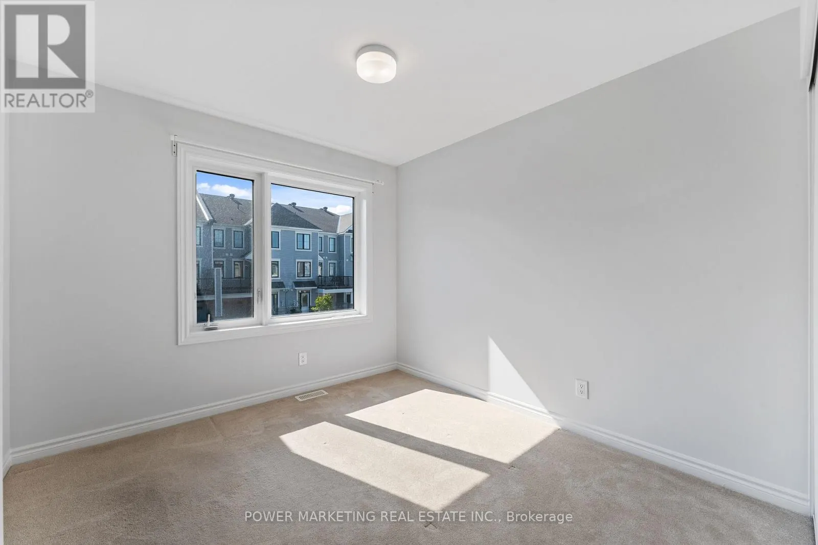 527 CATLEAF ROW