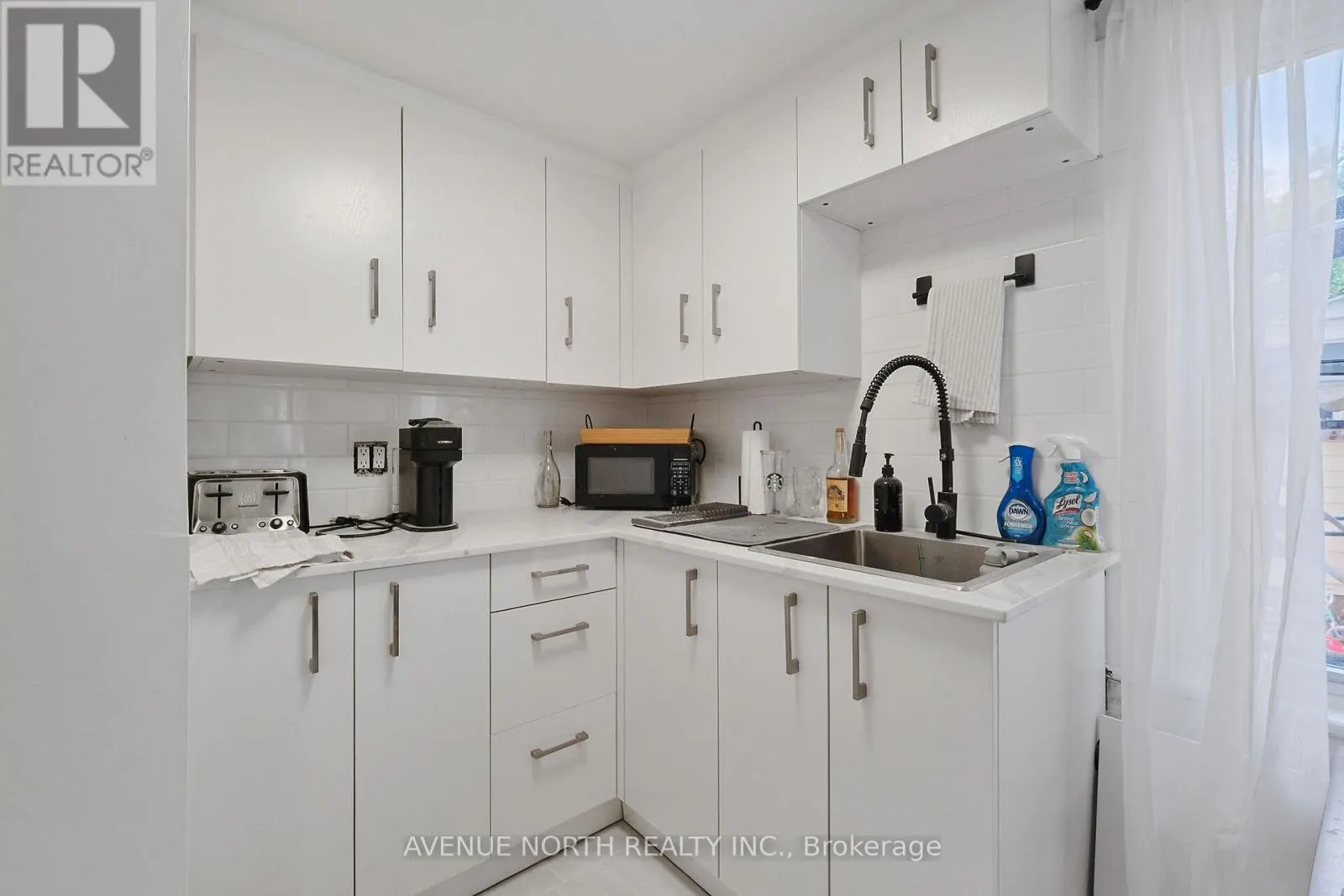 210 DAGMAR AVENUE