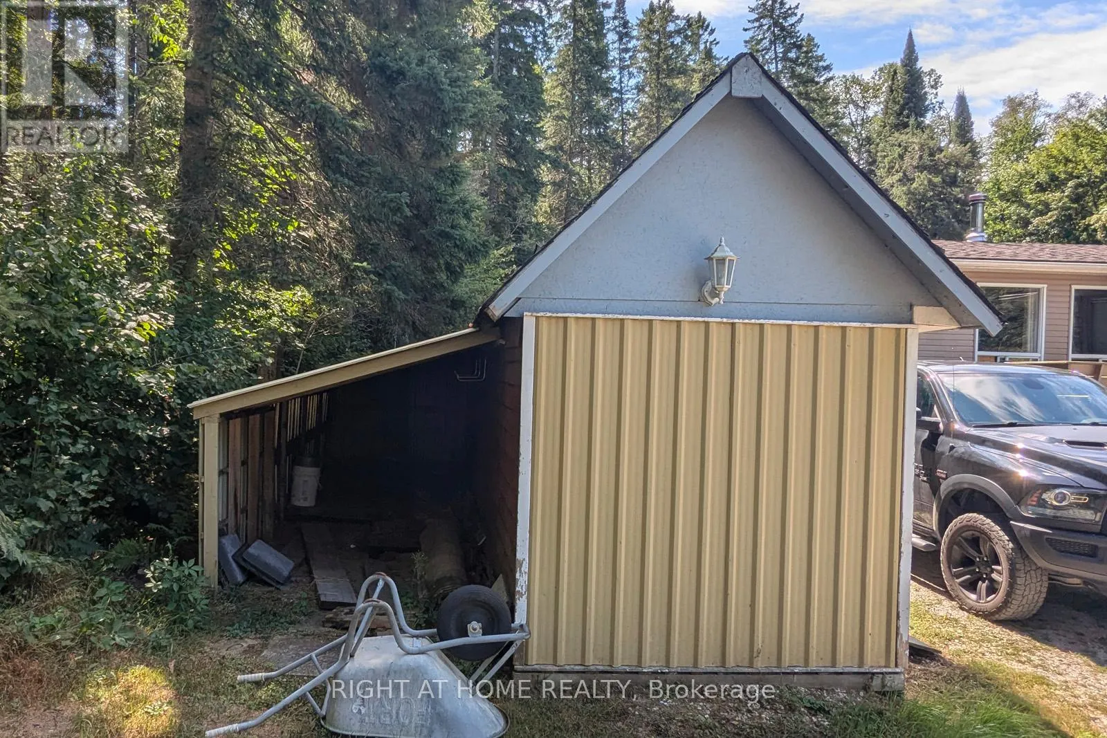 524 BALSAM CHUTES ROAD