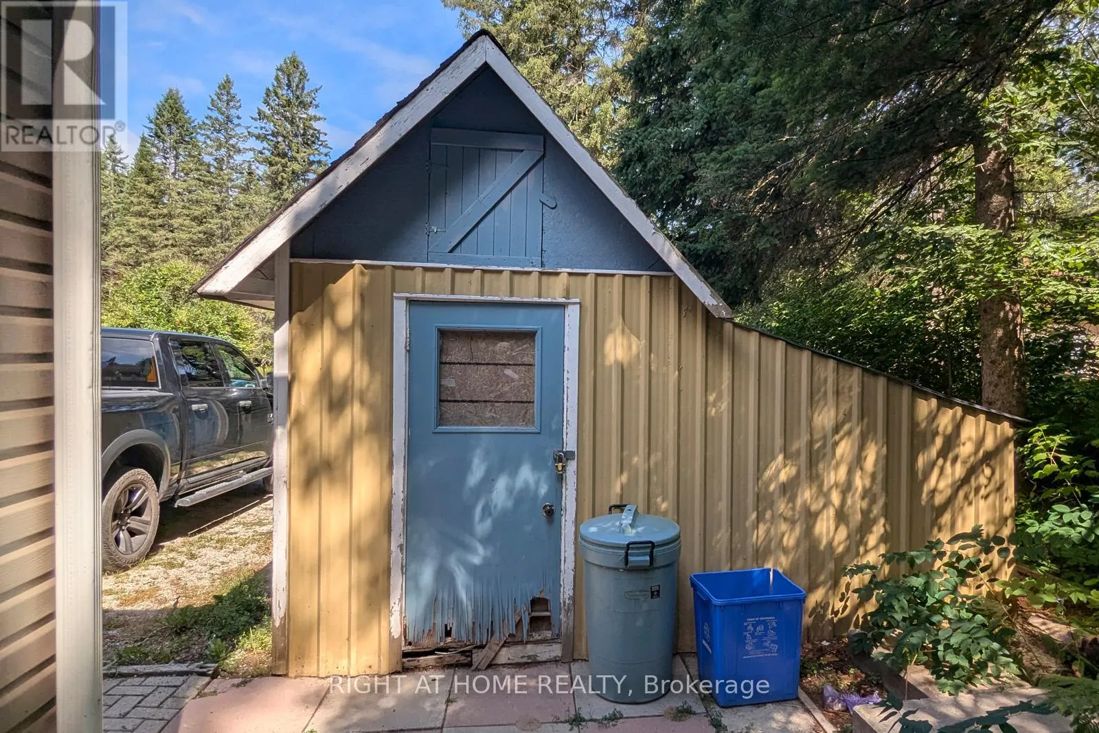 524 BALSAM CHUTES ROAD