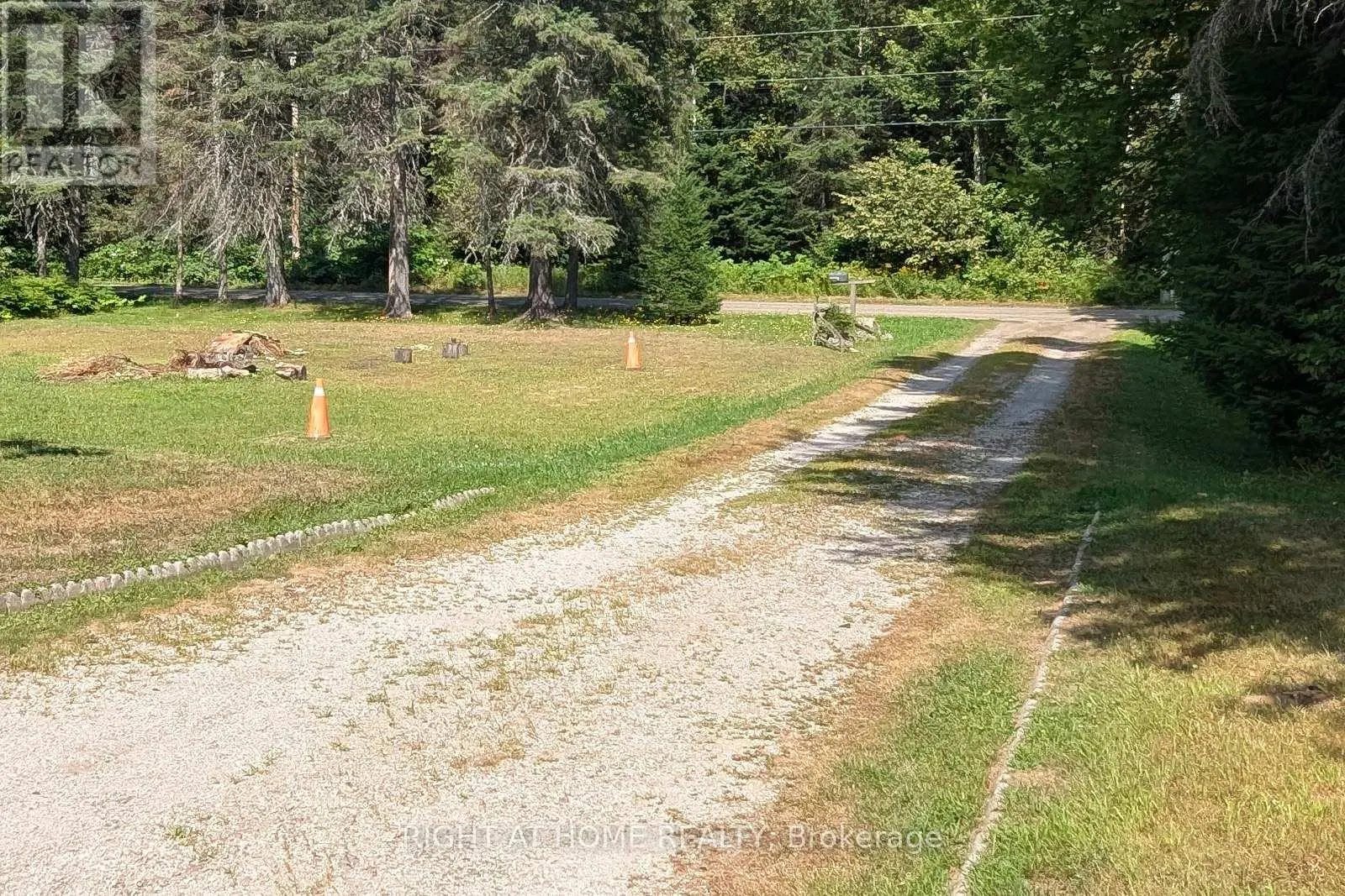 524 BALSAM CHUTES ROAD