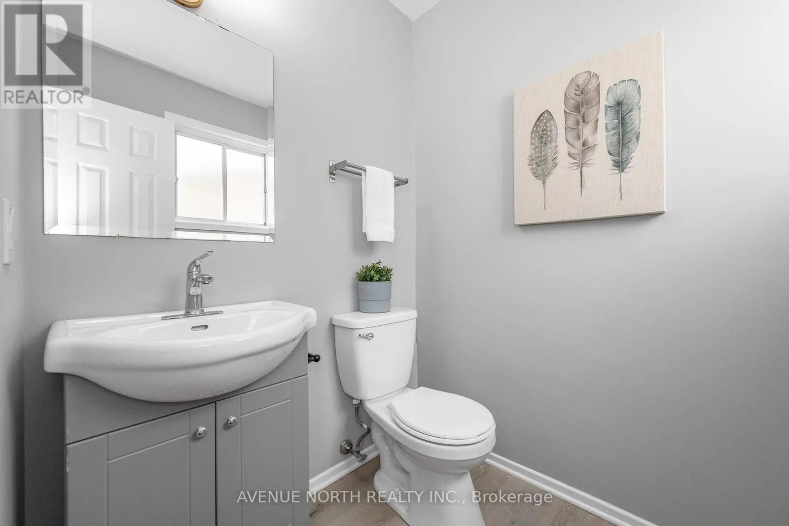 2 CHICKASAW CRESCENT