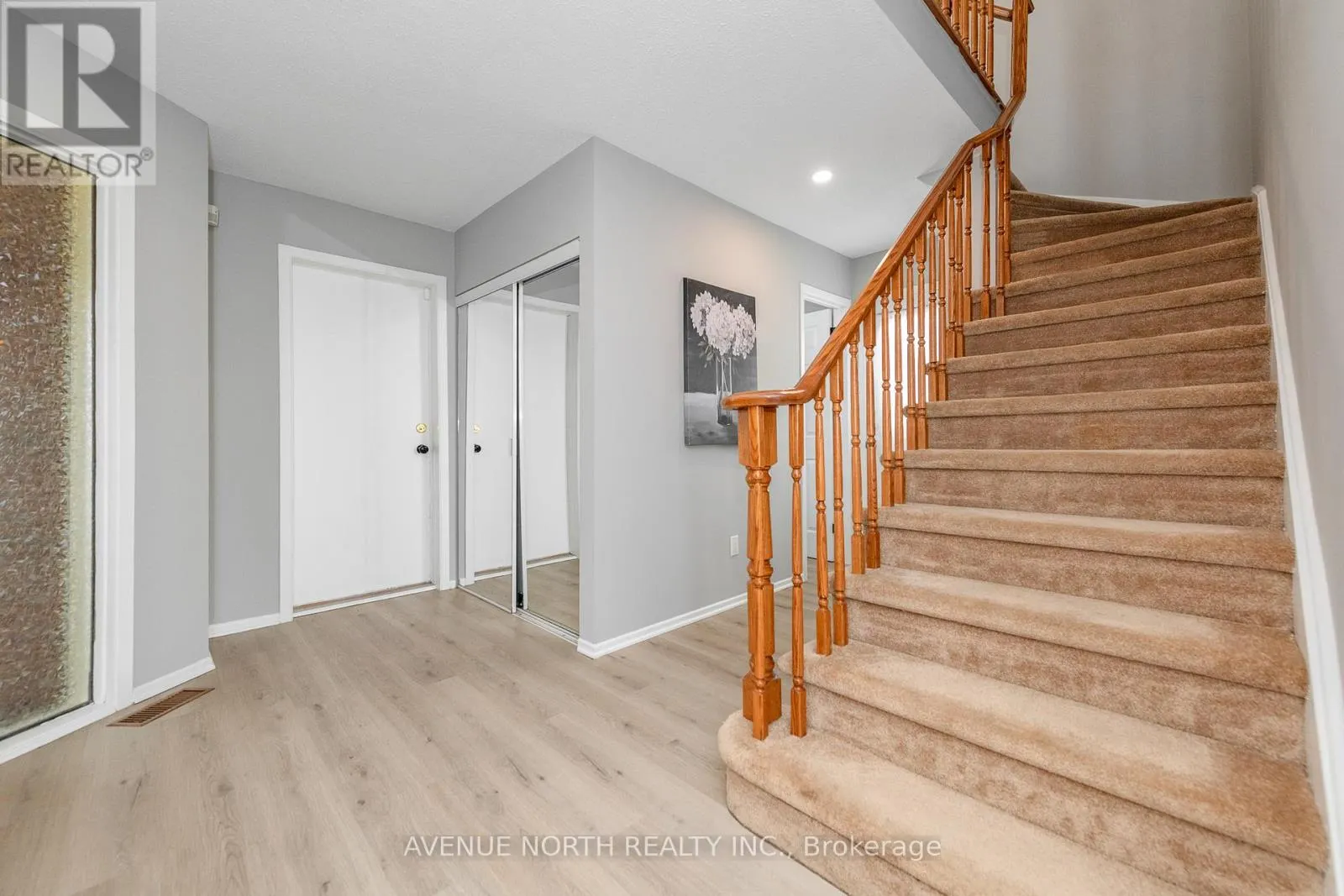 2 CHICKASAW CRESCENT
