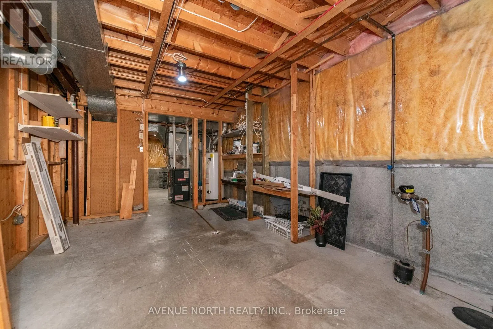2 CHICKASAW CRESCENT