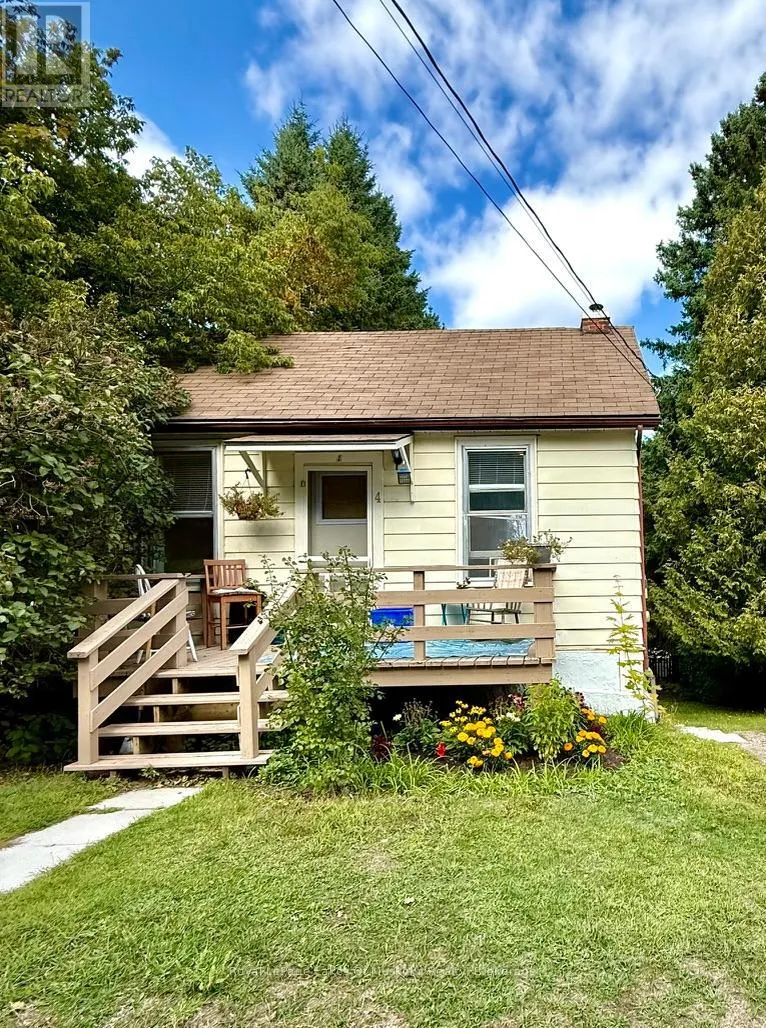4 DUNCAN STREET E