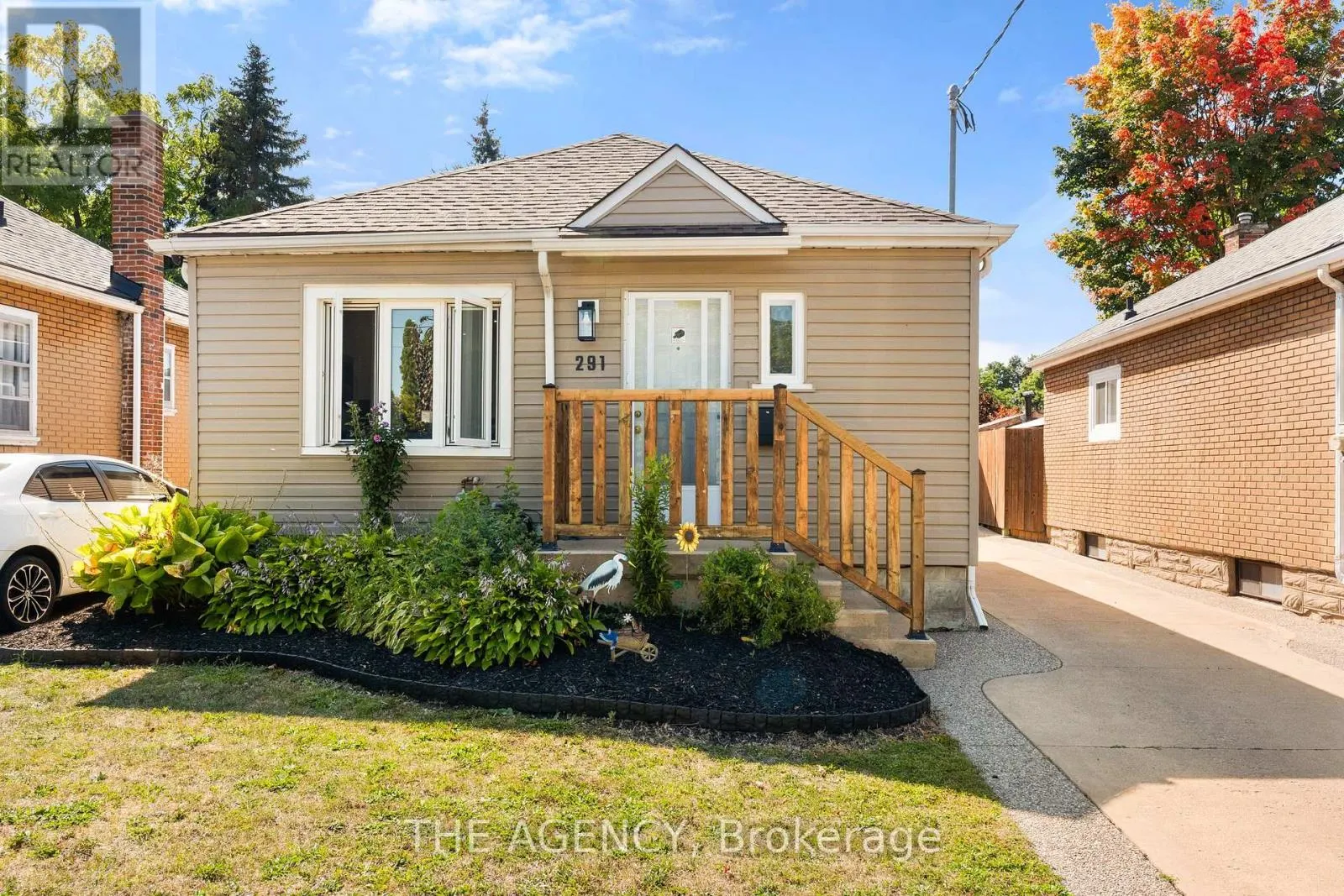 291 MAPLE AVENUE