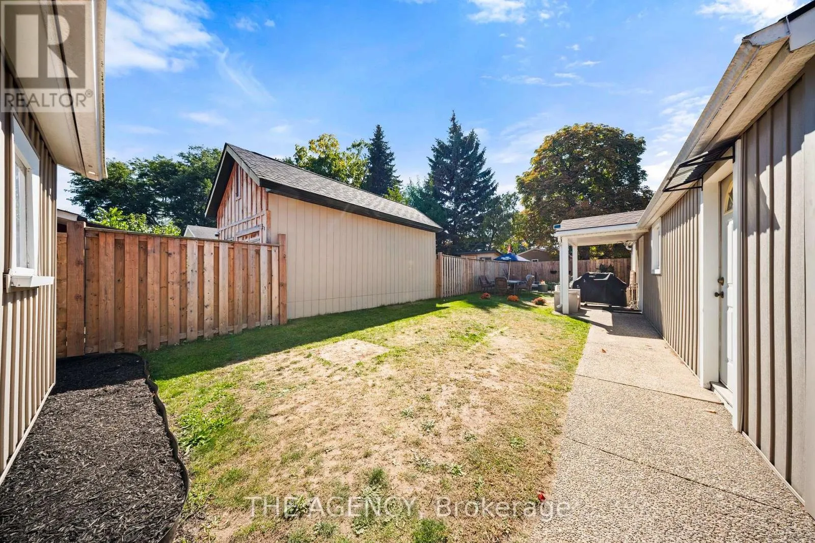 291 MAPLE AVENUE