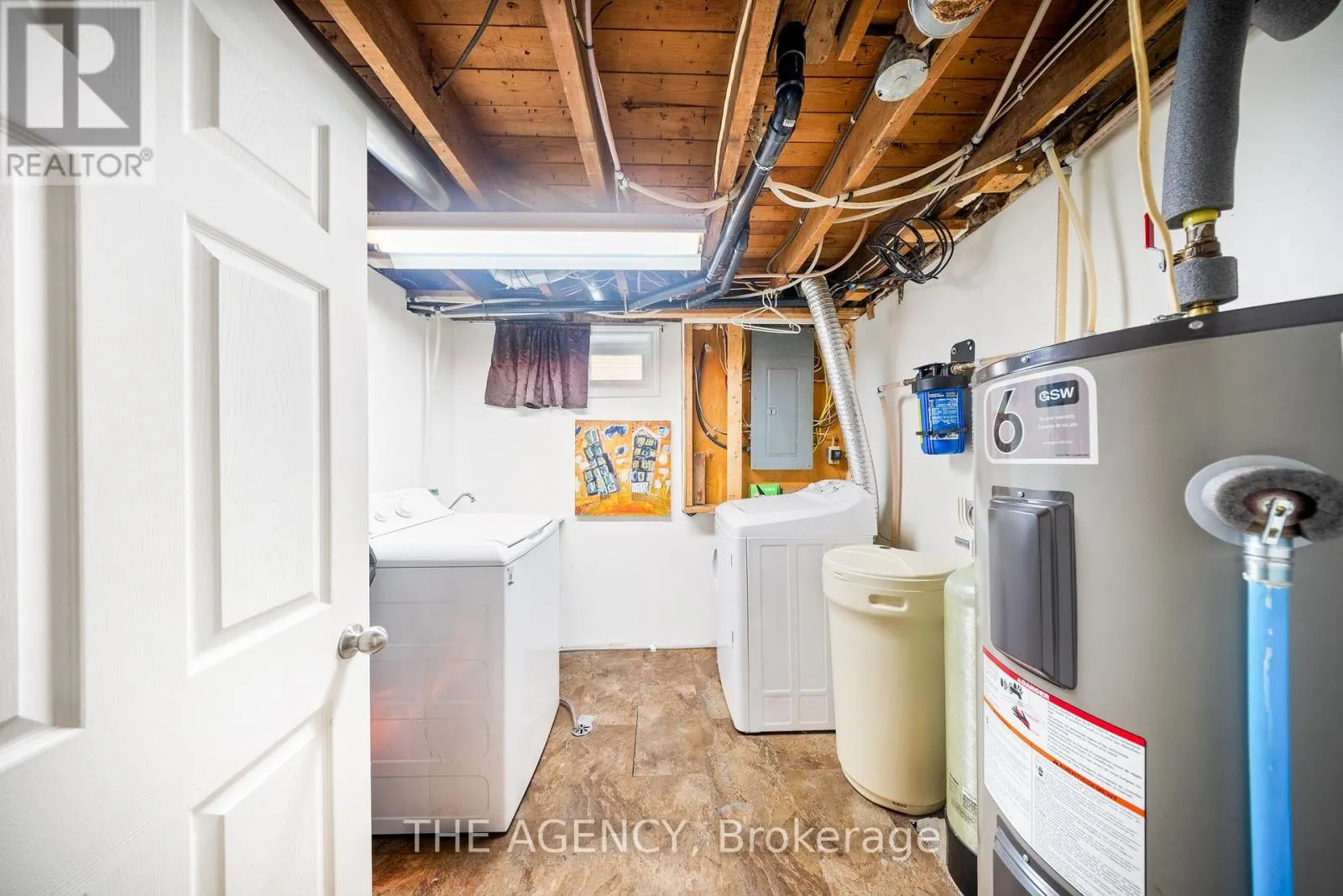 291 MAPLE AVENUE