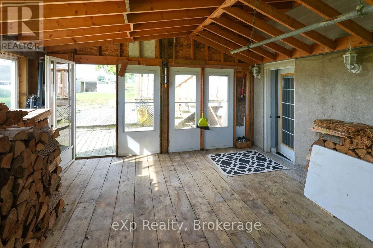 3595 BRUCE ROAD 3