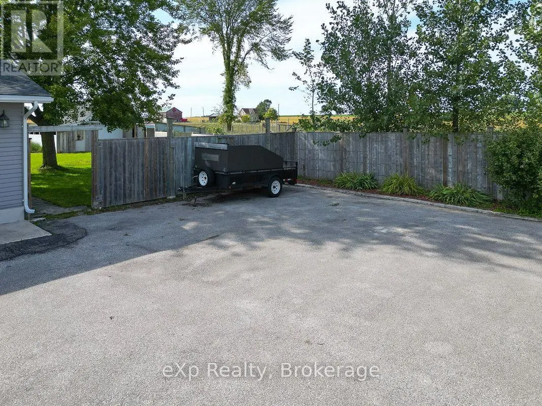 3595 BRUCE ROAD 3