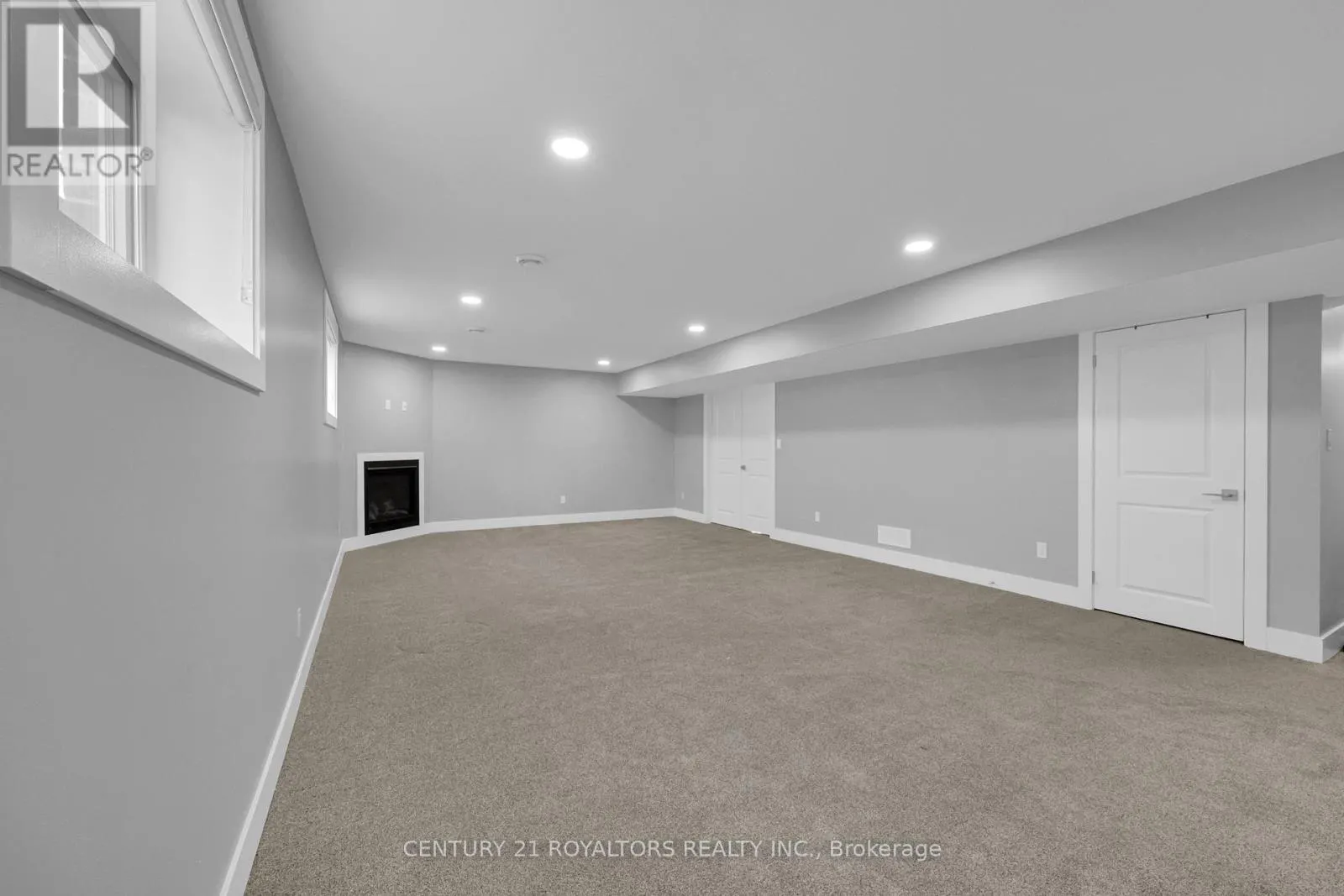 802 KEIL DRIVE