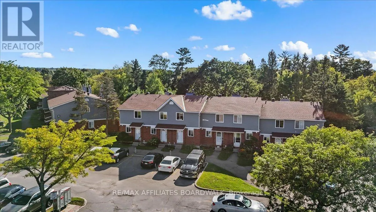 6482 BILBERRY DRIVE
