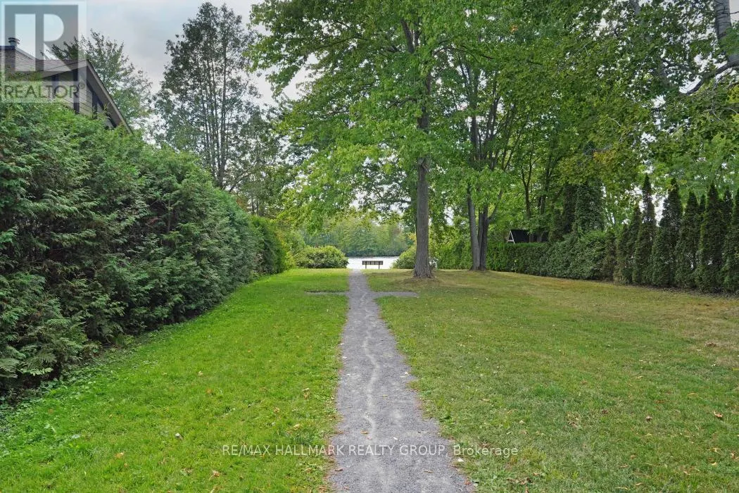 5498 EDGEWATER DRIVE