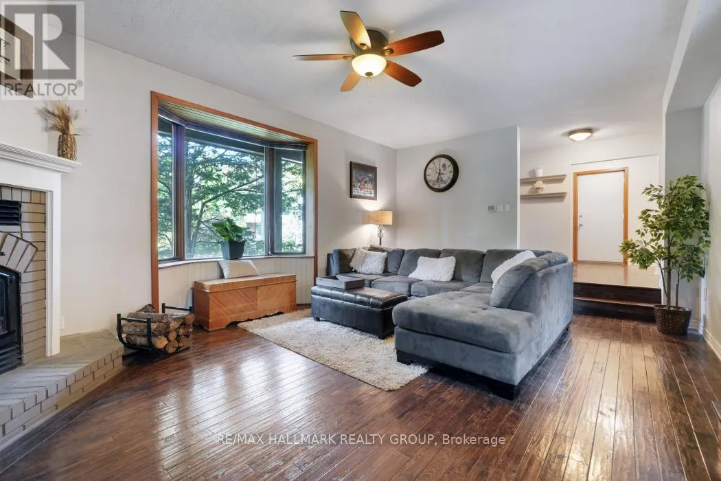 5498 EDGEWATER DRIVE