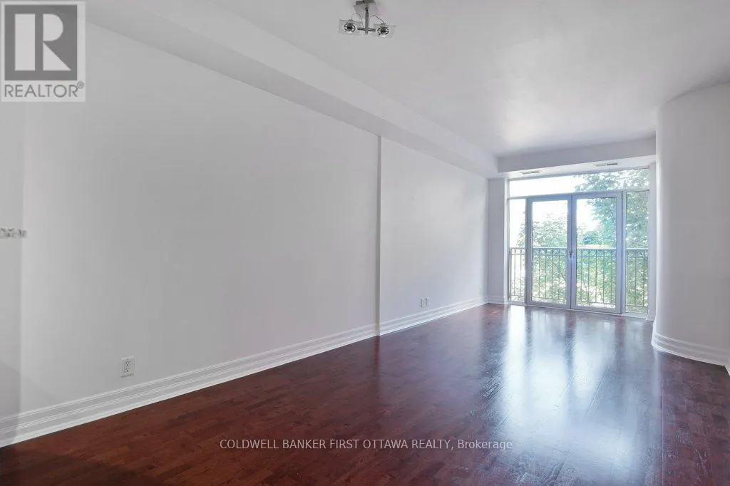307 - 320 MCLEOD STREET