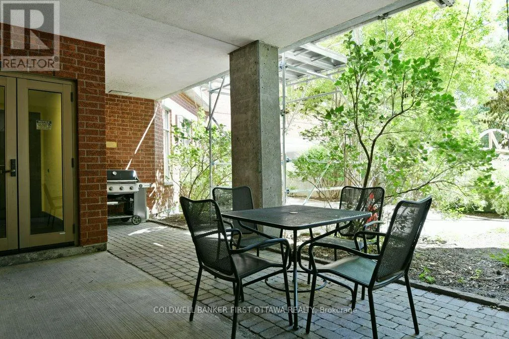 307 - 320 MCLEOD STREET