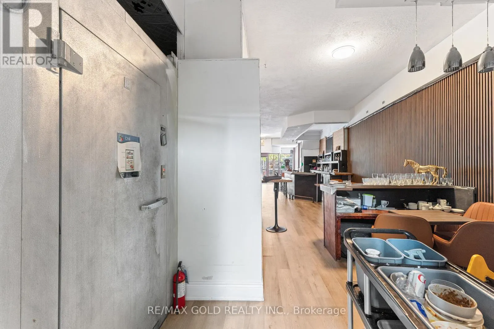 5899 MAIN STREET