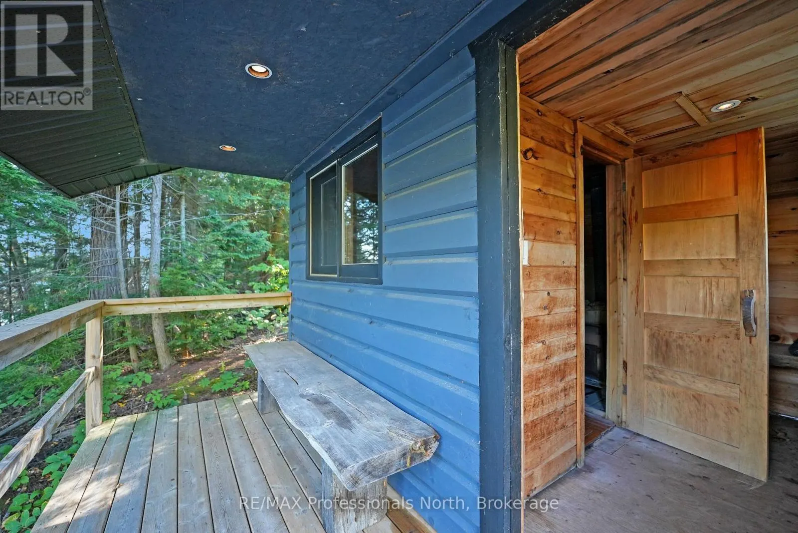 1645 ALLEN LAKE DRIVE
