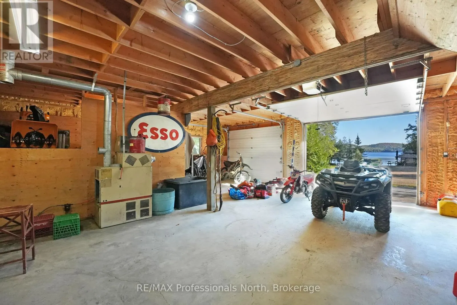 1645 ALLEN LAKE DRIVE