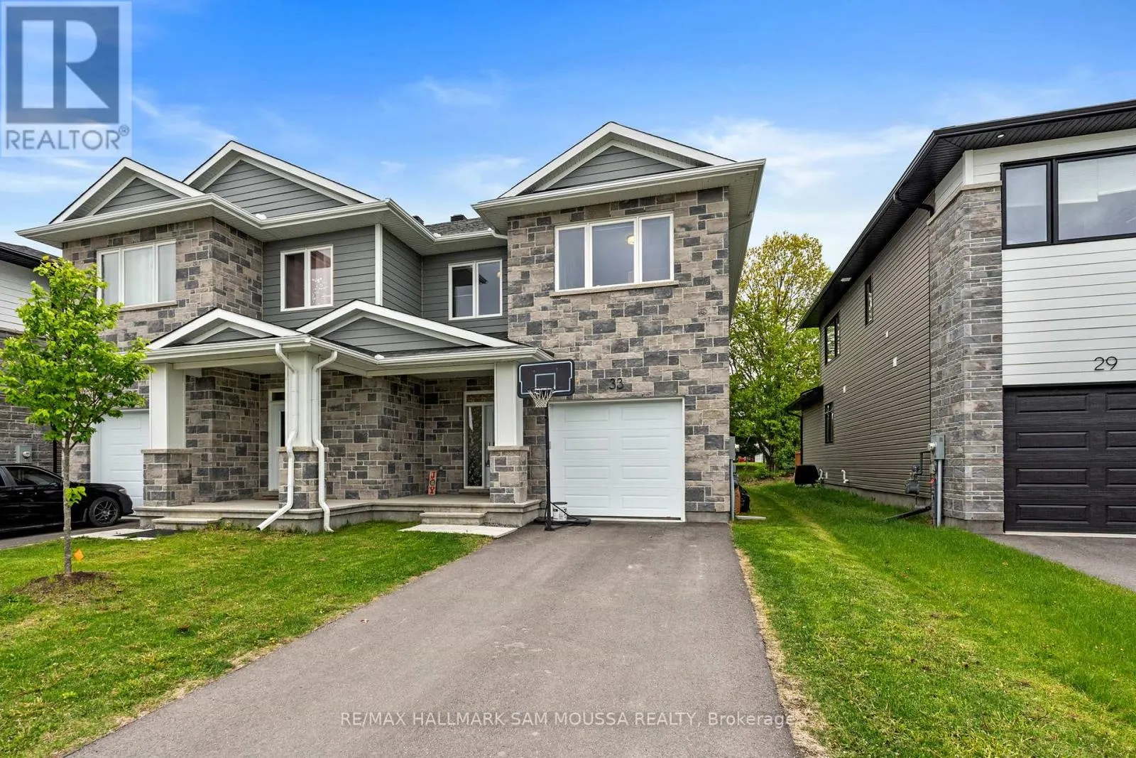 33 MAC BEATTIE DRIVE