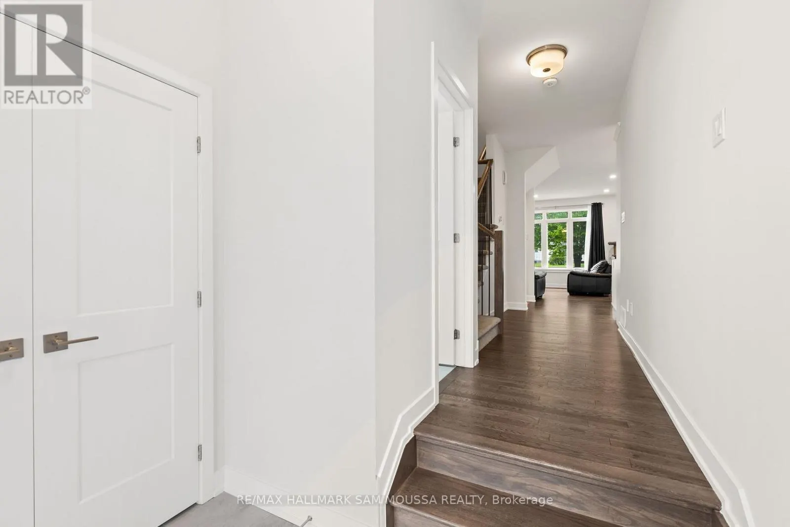 33 MAC BEATTIE DRIVE