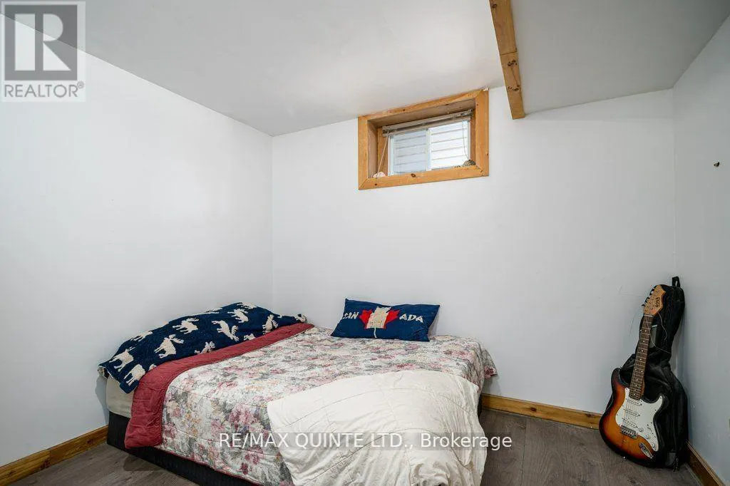 348 RIVER STREET W