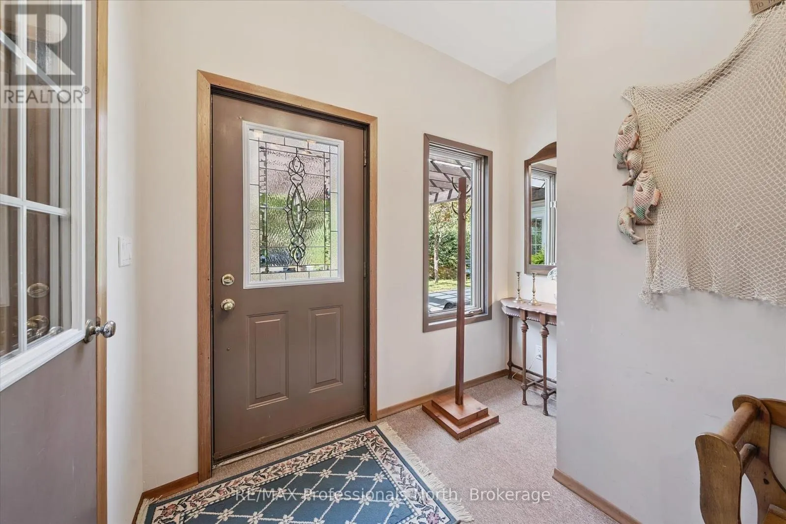 166 LAKEVIEW AVENUE