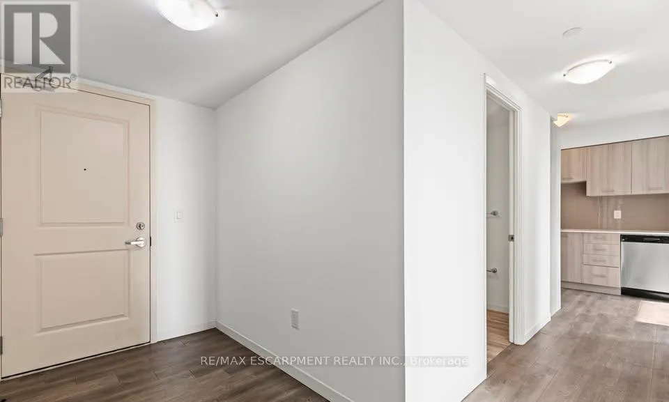 708 - 220 CANNON STREET E
