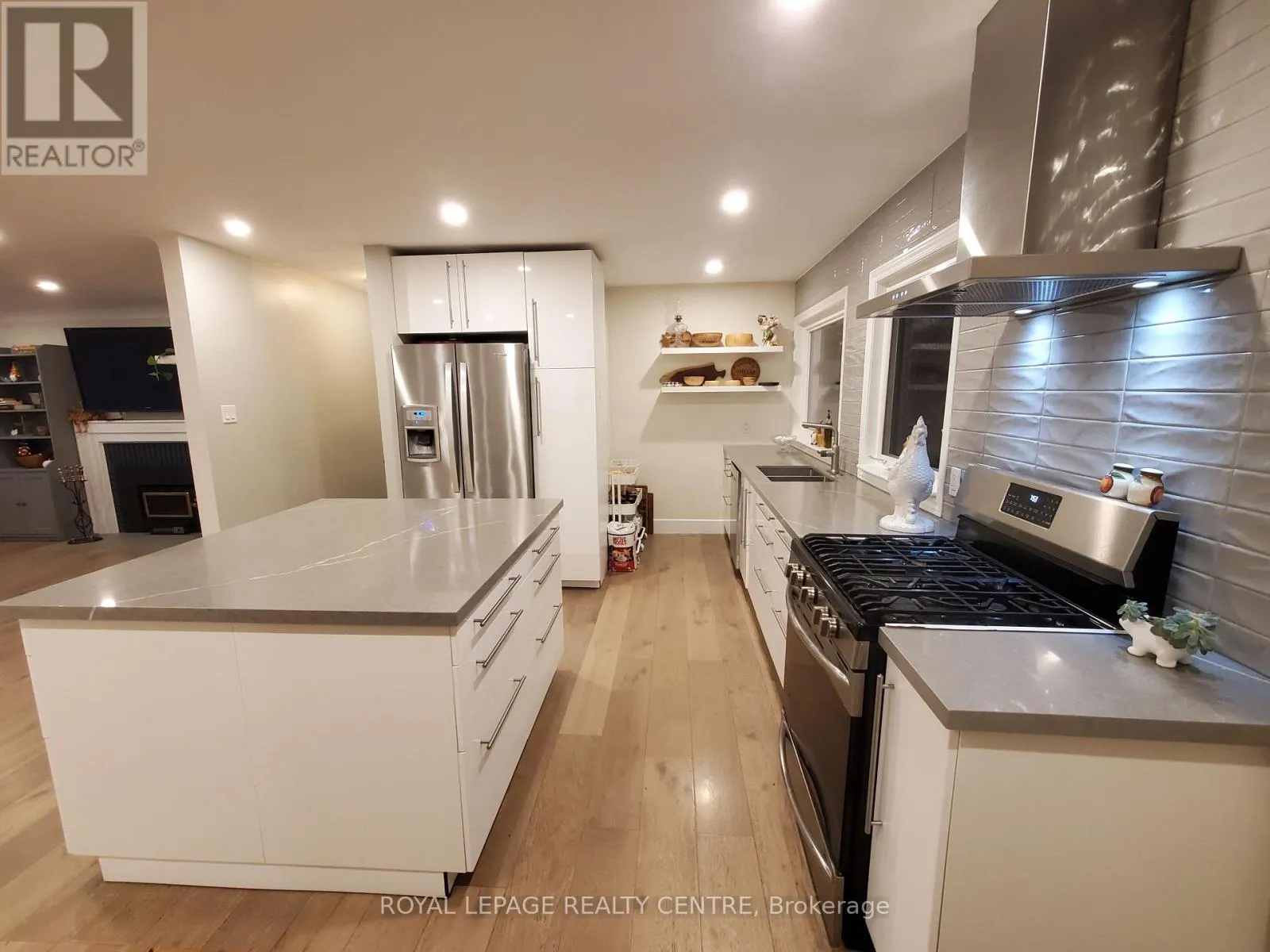 5 MOUNTAINVIEW DRIVE