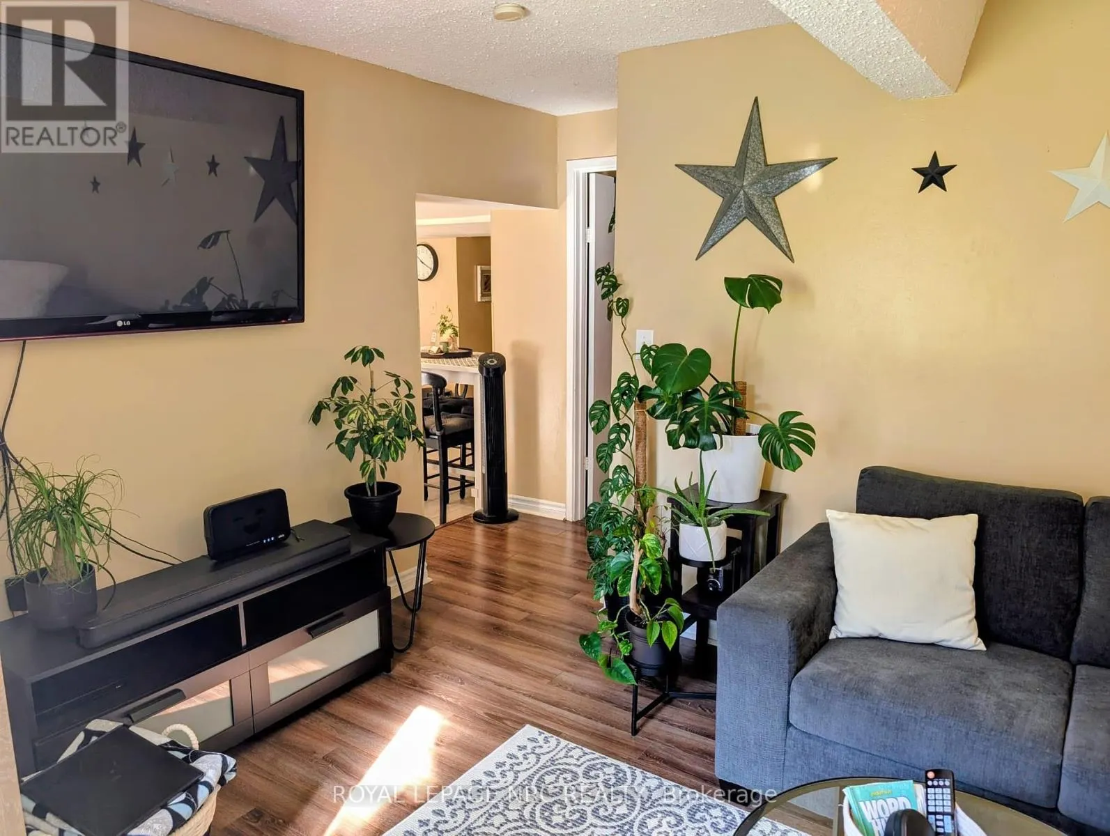 4132 CHIPPAWA PARKWAY